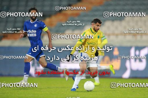 1541230, Tehran, , Iran Pro League، Persian Gulf Cup، 2020-21 season، First Leg، Week 5، Esteghlal ۱ v ۱ Sanat Naft Abadan on 2020/12/07 at Azadi Stadium