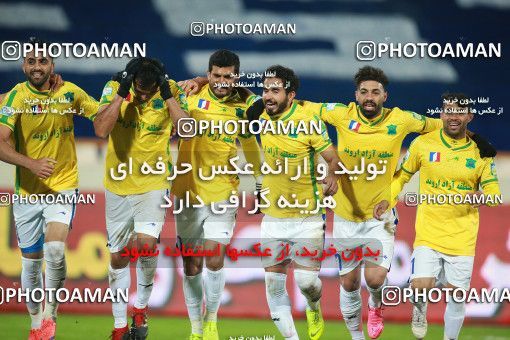 1541234, Tehran, , Iran Pro League، Persian Gulf Cup، 2020-21 season، First Leg، Week 5، Esteghlal ۱ v ۱ Sanat Naft Abadan on 2020/12/07 at Azadi Stadium