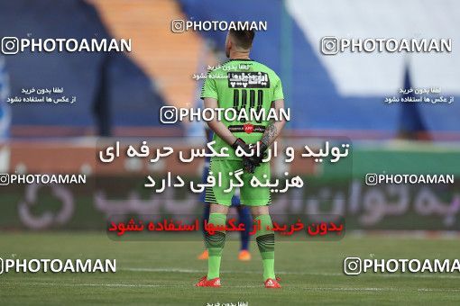 1542513, Tehran, Iran, Iranian Hazfi Cup, Semi-Finals, Khorramshahr Cup, Persepolis 2 (۱) v (4) 2 Esteghlal on 2020/08/26 at Azadi Stadium