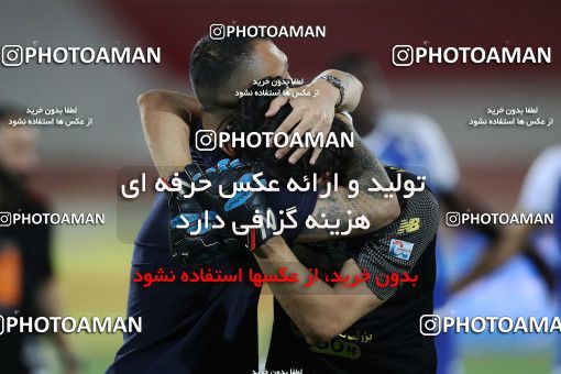 1543036, Tehran, Iran, Iranian Hazfi Cup, Semi-Finals, Khorramshahr Cup, Persepolis 2 (۱) v (4) 2 Esteghlal on 2020/08/26 at Azadi Stadium