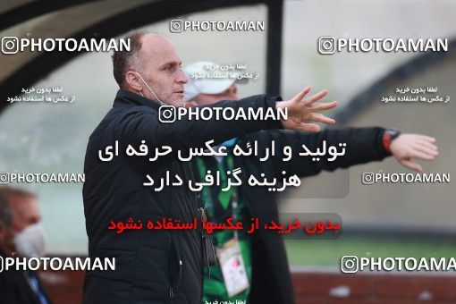 1548199, Tehran, Iran, Iran Pro League، Persian Gulf Cup، 2020-21 season، First Leg، Week 6، Persepolis ۱ v ۱ Zob Ahan Esfahan on 2020/12/31 at Azadi Stadium