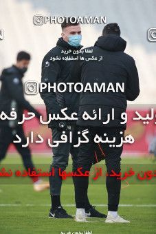 1548157, Tehran, Iran, Iran Pro League، Persian Gulf Cup، 2020-21 season، First Leg، Week 6، Persepolis ۱ v ۱ Zob Ahan Esfahan on 2020/12/31 at Azadi Stadium