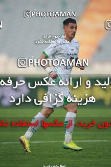 1548280, Tehran, Iran, لیگ برتر فوتبال ایران، Persian Gulf Cup، Week 6، First Leg، Persepolis 1 v 1 Zob Ahan Esfahan on 2020/12/31 at Azadi Stadium