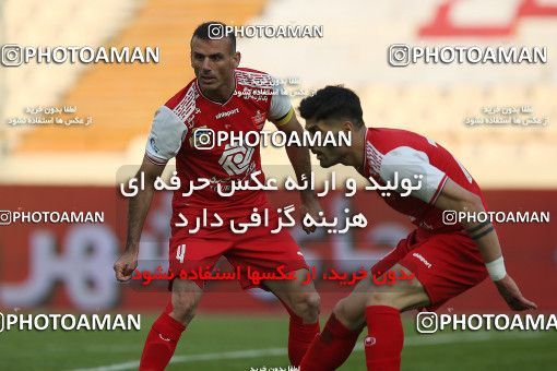 1708559, Tehran, Iran, Iran Pro League، Persian Gulf Cup، 2020-21 season، First Leg، Week 6، Persepolis ۱ v ۱ Zob Ahan Esfahan on 2020/12/31 at Azadi Stadium