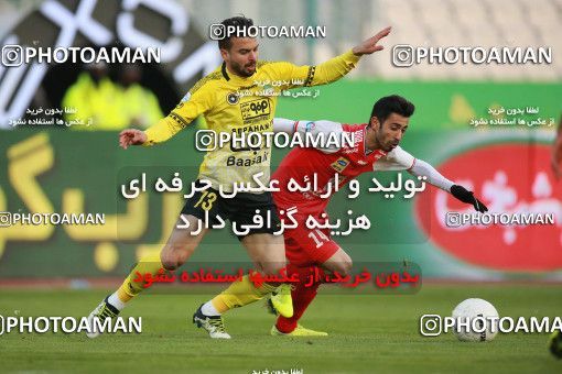 1550852, Tehran, Iran, Iran Pro League، Persian Gulf Cup، 2020-21 season، First Leg، Week 7، Persepolis ۰ v ۰ Sepahan on 2021/01/05 at Azadi Stadium