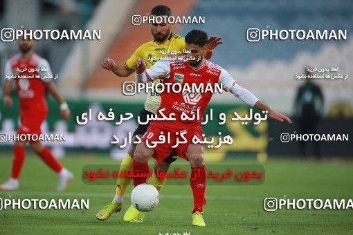 1550902, Tehran, Iran, Iran Pro League، Persian Gulf Cup، 2020-21 season، First Leg، Week 7، Persepolis ۰ v ۰ Sepahan on 2021/01/05 at Azadi Stadium