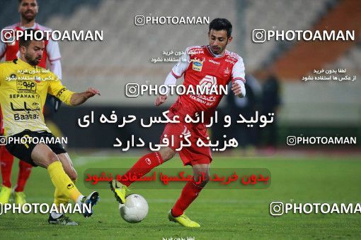 1551161, Tehran, Iran, Iran Pro League، Persian Gulf Cup، 2020-21 season، First Leg، Week 7، Persepolis ۰ v ۰ Sepahan on 2021/01/05 at Azadi Stadium