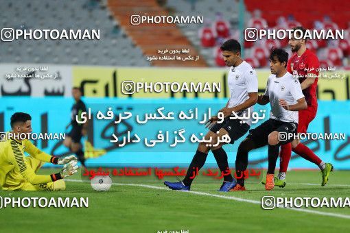 1730575, Tehran, Iran, Iran Football Pro League، Persian Gulf Cup، 2018-19 Season، Second Leg، Week 23، Persepolis ۱ v ۰ Shahin Shahrdari Boushehr on 2020/07/04 at Azadi Stadium