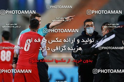 1560417, Tehran, Iran, Iran Pro League، Persian Gulf Cup، 2020-21 season، First Leg، Week 11، Persepolis 2 v ۱ Foulad Khouzestan on 2021/01/18 at Azadi Stadium