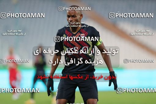 1561685, Tehran, Iran, لیگ برتر فوتبال ایران، Persian Gulf Cup، Week 11، First Leg، Persepolis 2 v 1 Foulad Khouzestan on 2021/01/18 at Azadi Stadium