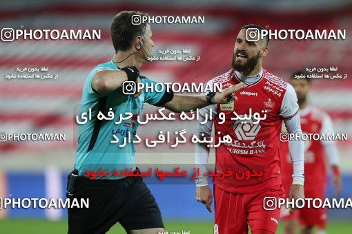 1561717, Tehran, Iran, Iran Pro League، Persian Gulf Cup، 2020-21 season، First Leg، Week 11، Persepolis 2 v ۱ Foulad Khouzestan on 2021/01/18 at Azadi Stadium