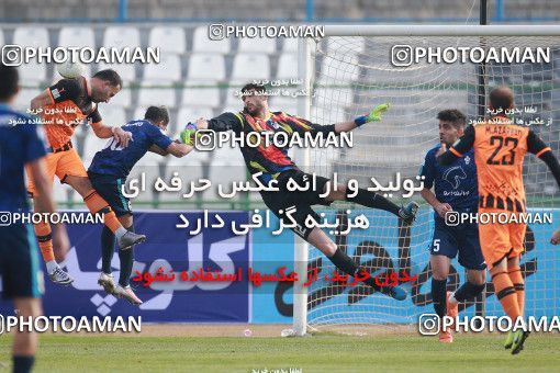 1562296, Tehran,Shahr Qods, , Iran Pro League، Persian Gulf Cup، 2020-21 season، First Leg، Week 12، Paykan 2 v 3 Mes Rafsanjan on 2021/01/20 at Azadi Stadium