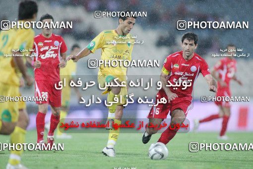 1566007, Tehran, Iran, Iran Pro League، Persian Gulf Cup، 2009-10 season، First Leg، Week 7، Persepolis 2 v 2 Rah Ahan on 2009/09/20 at Azadi Stadium