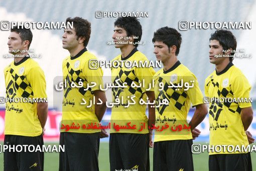 1566462, Tehran, Iran, Iran Pro League، Persian Gulf Cup، 2009-10 season، First Leg، Week 10، Persepolis 4 v 2 Fajr-e Sepasi Shiraz on 2009/10/07 at Azadi Stadium