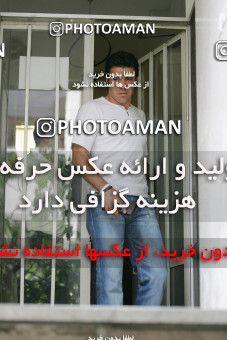 1587147, ایران، تهران، 1385/05/15، عکس های پرتره محمد نوازی