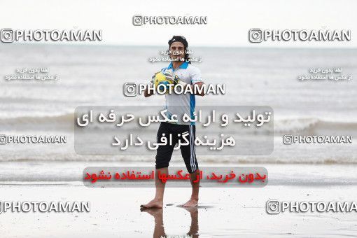 1587703, نوشهر، ایران، 1393/04/23، عکس های پرتره سیدپیمان حسینی (فوتبال ساحلی)، بازیکن تیم ملی فوتبال ساحلی ایران