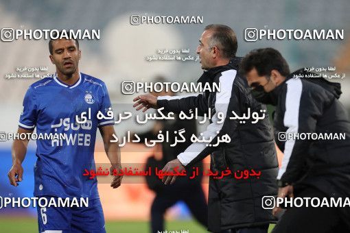 1606398, Tehran, , Iran Pro League، Persian Gulf Cup، 2020-21 season، Second Leg، Week 17، Esteghlal ۱ v ۰ Foulad Khouzestan on 2021/03/06 at Azadi Stadium