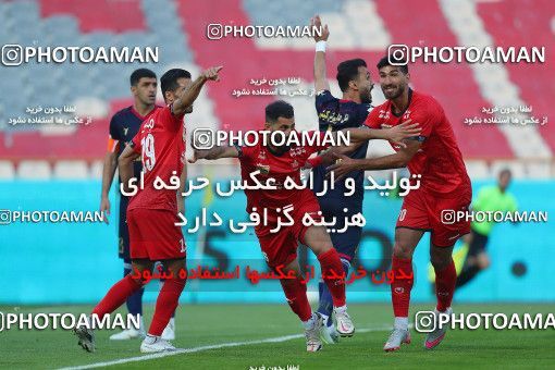 1709726, Tehran, Iran, Iran Pro League، Persian Gulf Cup، 2020-21 season، Second Leg، Week 20، Persepolis 2 v ۰ Nassaji Mazandaran F.C on 2021/04/08 at Azadi Stadium