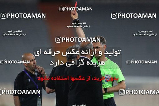 1709752, Tehran, Iran, لیگ برتر فوتبال ایران، Persian Gulf Cup، Week 20، Second Leg، Persepolis 2 v 0 Nassaji Qaemshahr on 2021/04/08 at Azadi Stadium