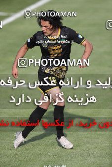 1644864, Tehran, , لیگ برتر فوتبال ایران، Persian Gulf Cup، Week 19، Second Leg، Saipa 0 v 1 Sepahan on 2021/04/05 at Azadi Stadium