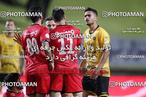 1649244, Isfahan, Iran, Iran Pro League، Persian Gulf Cup، 2020-21 season، Second Leg، Week 22، Sepahan ۱ v ۱ Persepolis on 2021/05/09 at Naghsh-e Jahan Stadium