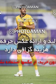 1649211, Isfahan, Iran, Iran Pro League، Persian Gulf Cup، 2020-21 season، Second Leg، Week 22، Sepahan ۱ v ۱ Persepolis on 2021/05/09 at Naghsh-e Jahan Stadium