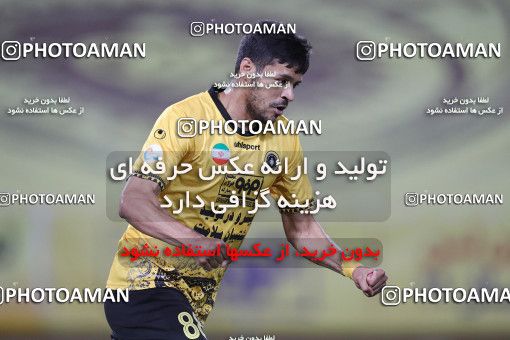 1649079, Isfahan, Iran, Iran Pro League، Persian Gulf Cup، 2020-21 season، Second Leg، Week 22، Sepahan ۱ v ۱ Persepolis on 2021/05/09 at Naghsh-e Jahan Stadium