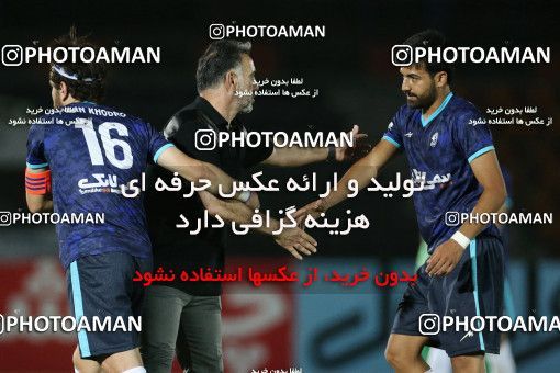 1673325, Tehran, , Iran Pro League، Persian Gulf Cup، 2020-21 season، Second Leg، Week 24، Paykan ۱ v ۱ Naft M Soleyman on 2021/06/27 at Shahr-e Qods Stadium