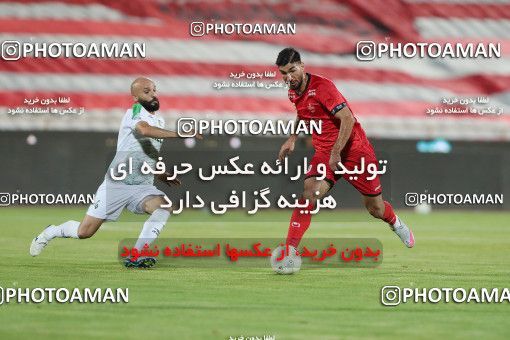 1682217, Tehran, Iran, لیگ برتر فوتبال ایران، Persian Gulf Cup، Week 27، Second Leg، Persepolis 2 v 0 Aluminium Arak on 2021/07/10 at Azadi Stadium