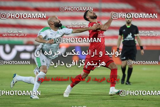 1682214, Tehran, Iran, لیگ برتر فوتبال ایران، Persian Gulf Cup، Week 27، Second Leg، Persepolis 2 v 0 Aluminium Arak on 2021/07/10 at Azadi Stadium