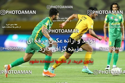 1681857, Isfahan, Iran, Iran Pro League، Persian Gulf Cup، 2020-21 season، Second Leg، Week 27، Sepahan 4 v ۱ Sanat Naft Abadan on 2021/07/10 at Naghsh-e Jahan Stadium