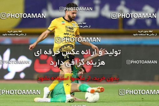 1681840, Isfahan, Iran, Iran Pro League، Persian Gulf Cup، 2020-21 season، Second Leg، Week 27، Sepahan 4 v ۱ Sanat Naft Abadan on 2021/07/10 at Naghsh-e Jahan Stadium