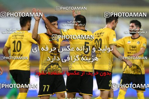 1682156, Isfahan, Iran, Iran Pro League، Persian Gulf Cup، 2020-21 season، Second Leg، Week 27، Sepahan 4 v ۱ Sanat Naft Abadan on 2021/07/10 at Naghsh-e Jahan Stadium