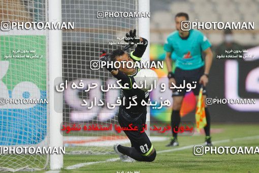 1687398, Tehran, Iran, 2020–21 Iranian Hazfi Cup, Eighth final, Khorramshahr Cup, Persepolis (3) 0 v 0 (4) Esteghlal on 2021/07/15 at Azadi Stadium