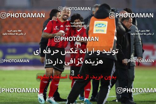 1700844, Tehran,Shahr Qods, , Iran Football Pro League، Persian Gulf Cup، 2018-19 Season، First Leg، Week 12، Paykan 2 v 3 Tractor S.C. on 2019/12/28 at Shahr-e Qods Stadium