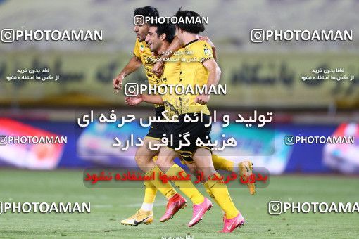 1704932, Isfahan, Iran, Iran Pro League، Persian Gulf Cup، 2020-21 season، Second Leg، Week 29، Sepahan 2 v ۰ Zob Ahan Esfahan on 2021/07/25 at Naghsh-e Jahan Stadium