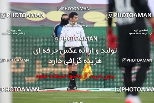 1748870, Tehran, Iran, Iran Pro League، Persian Gulf Cup، 2021-2022 season، First Leg، Week 8، Esteghlal ۰ v ۰ Persepolis on 2021/12/04 at Azadi Stadium