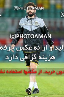 1756492, Isfahan,Fooladshahr, Iran, Iran Pro League، Persian Gulf Cup، 2021-2022 season، First Leg، Week 4، Zob Ahan Esfahan ۱ v ۰ Sepahan on 2021/11/05 at Foolad Shahr Stadium