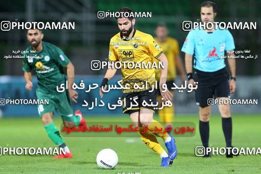 1756958, Isfahan,Fooladshahr, Iran, Iran Pro League، Persian Gulf Cup، 2021-2022 season، First Leg، Week 4، Zob Ahan Esfahan ۱ v ۰ Sepahan on 2021/11/05 at Foolad Shahr Stadium