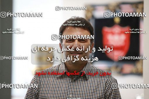 1763193, ایران، تهران، 1399/01/24، عکس های پرتره سیدمهرداد هاشمی