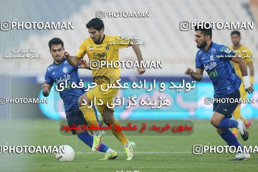 1764410, Tehran, Iran, Iran Pro League، Persian Gulf Cup، 2021-2022 season، First Leg، Week 10، Esteghlal ۱ v ۰ Sepahan on 2021/12/14 at Azadi Stadium