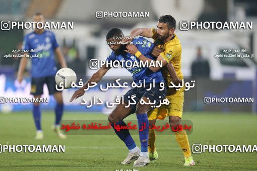 1764379, Tehran, Iran, Iran Pro League، Persian Gulf Cup، 2021-2022 season، First Leg، Week 10، Esteghlal ۱ v ۰ Sepahan on 2021/12/14 at Azadi Stadium