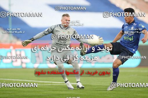 1764244, Tehran, Iran, Iran Pro League، Persian Gulf Cup، 2021-2022 season، First Leg، Week 10، Esteghlal ۱ v ۰ Sepahan on 2021/12/14 at Azadi Stadium