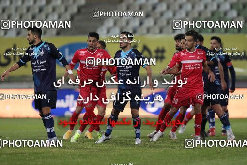 1766866, Tehran, Iran, Iran Pro League، Persian Gulf Cup، 2021-2022 season، First Leg، Week 10، Paykan ۱ v 3 Persepolis on 2021/12/15 at Shahid Dastgerdi Stadium