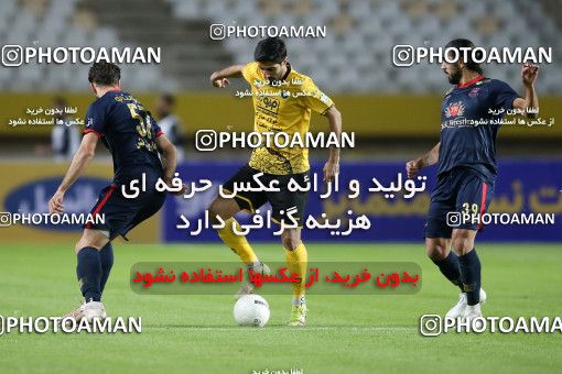 1769572, Isfahan, Iran, Iran Pro League، Persian Gulf Cup، 2021-2022 season، First Leg، Week 7، Sepahan 2 v ۰ Nassaji Mazandaran F.C on 2021/11/29 at Naghsh-e Jahan Stadium