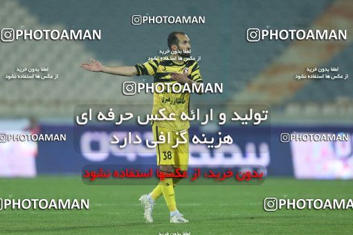 1776393, Tehran, Iran, 2021–22 Iranian Hazfi Cup, 1/16 stage, Khorramshahr Cup, Esteghlal (4) 1 v 1 (2) Navad Urmia on 2021/12/19 at Azadi Stadium