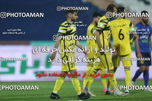 1776497, Tehran, Iran, 2021–22 Iranian Hazfi Cup, 1/16 stage, Khorramshahr Cup, Esteghlal (4) 1 v 1 (2) Navad Urmia on 2021/12/19 at Azadi Stadium