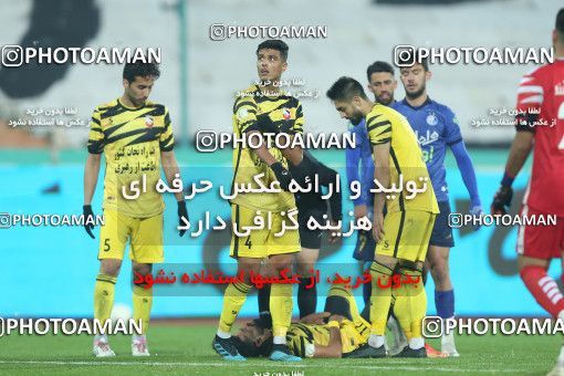 1776473, Tehran, Iran, 2021–22 Iranian Hazfi Cup, 1/16 stage, Khorramshahr Cup, Esteghlal (4) 1 v 1 (2) Navad Urmia on 2021/12/19 at Azadi Stadium