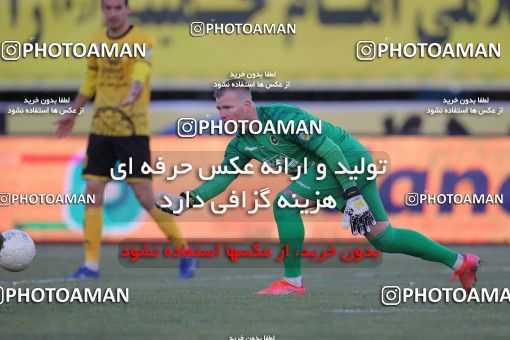 1780452, Arak, Iran, Iran Pro League، Persian Gulf Cup، 2021-2022 season، First Leg، Week 12، Sepahan ۰ v ۱ Persepolis on 2021/12/29 at Arak Imam Khomeini Stadium