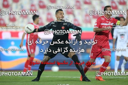 1838344, Tehran, Iran, Iran Pro League، Persian Gulf Cup، 2021-2022 season، First Leg، Week 11، Persepolis 2 v ۰ Zob Ahan Esfahan on 2021/12/24 at Azadi Stadium